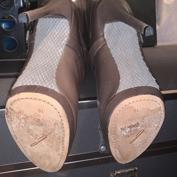 Beautiful Designer Thigh High Genuine Leather Boots/Sole Brown, Size 10/41. - Picture 7 of 15